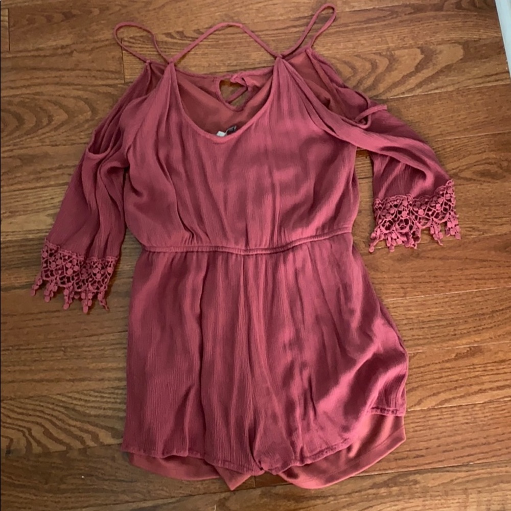 Romper - Picture 2 of 2